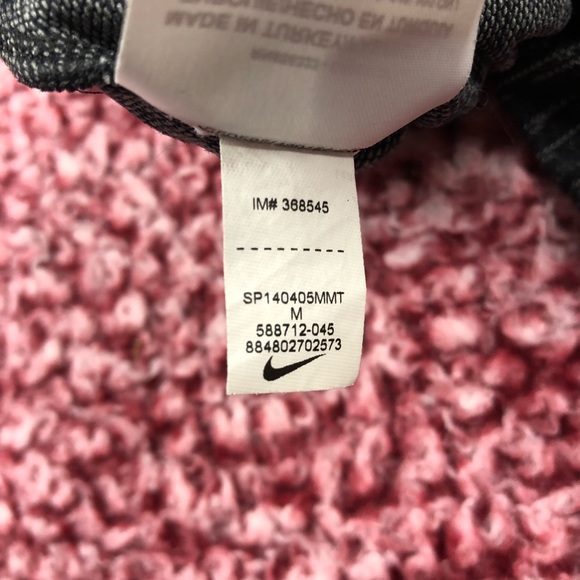 😊💕🌸 Host Pick 🌸💕😊 - Men’s Nike Pro Training Shirt - Picture 5 of 6